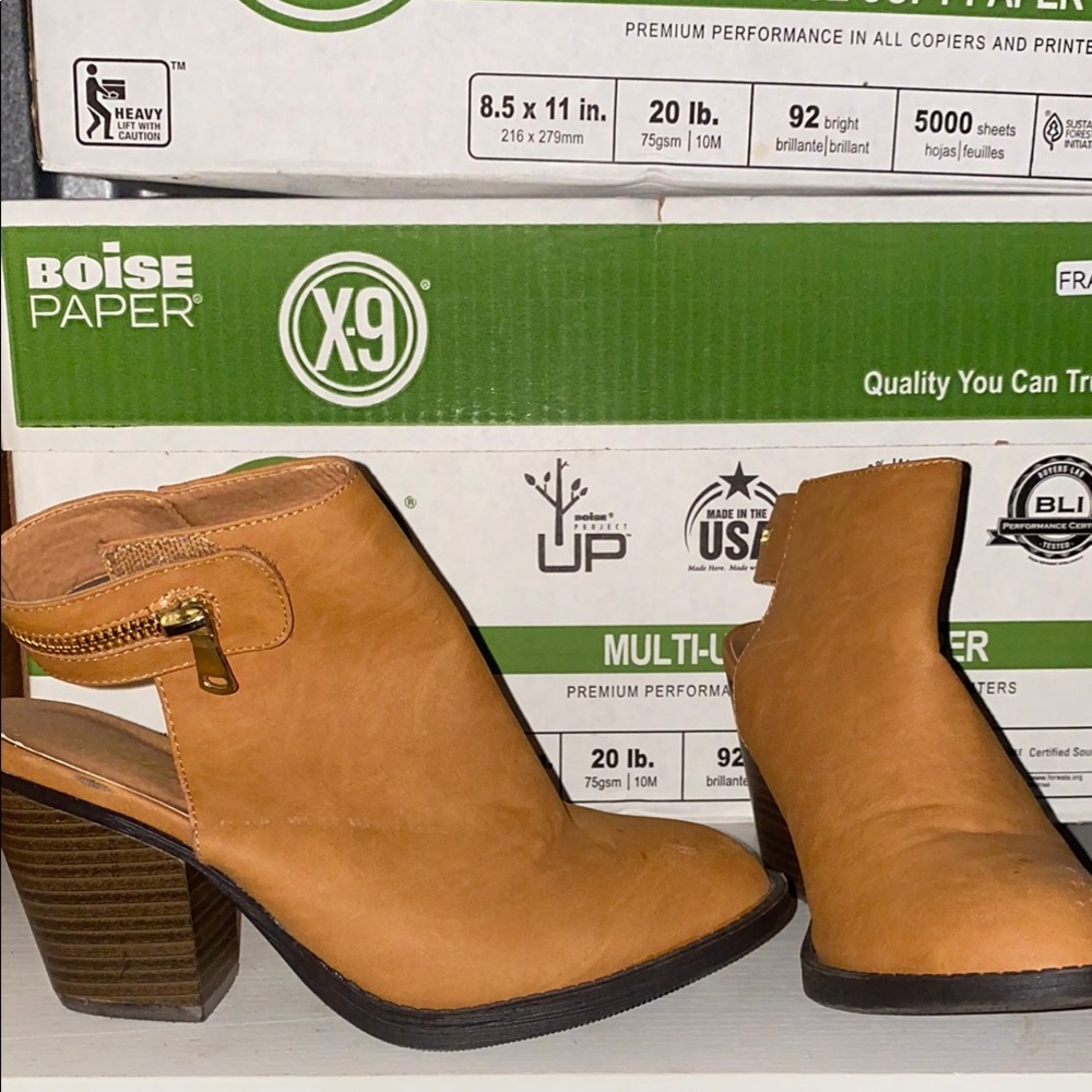 Soda Tan Ankle Booties Classic Western Style